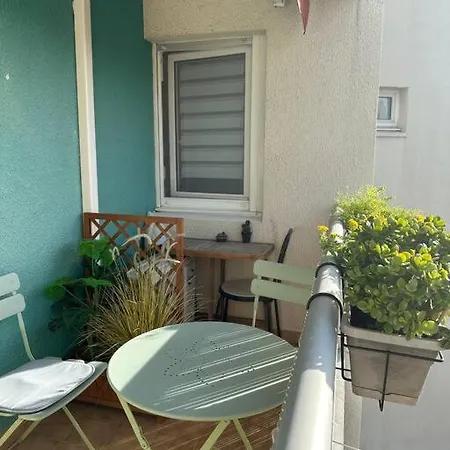 Charmant T2 Clim Wifi Parking Διαμέρισμα *